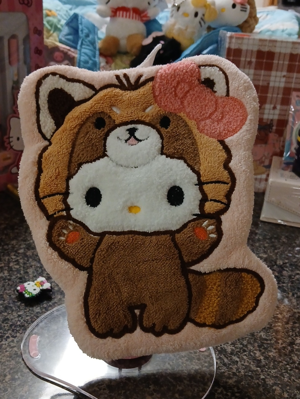#hellokittytowel #towel #handtowel #sanrio